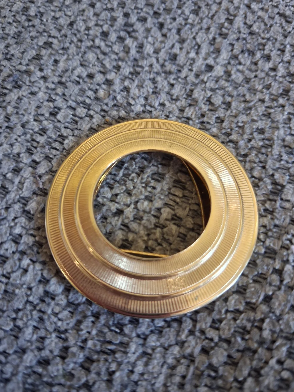 N/A shiny gold